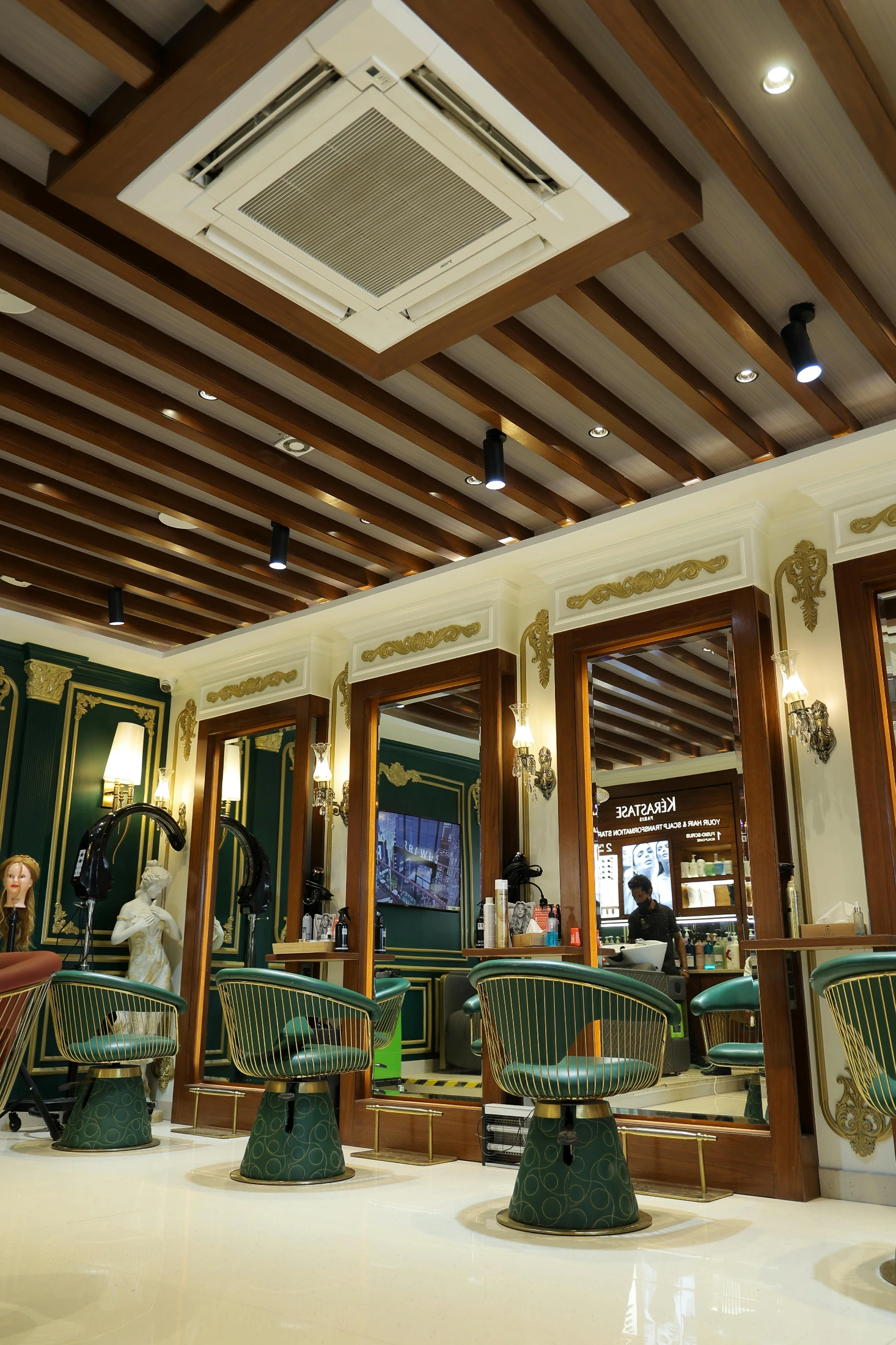 Minta Barber